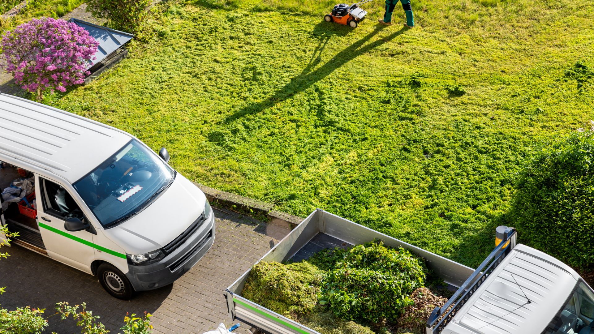 Lawn care cost in Ontario